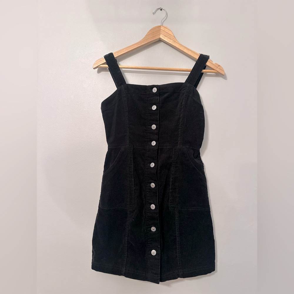 H&M Divided Dress 
Women Black Corduroy Button Front Sleeveless Mini
Size: 4